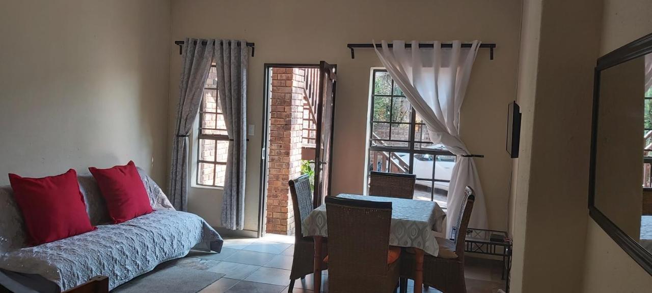 Apartamento 13 @ Rhinoroad Nelspruit Mbombela Exterior foto