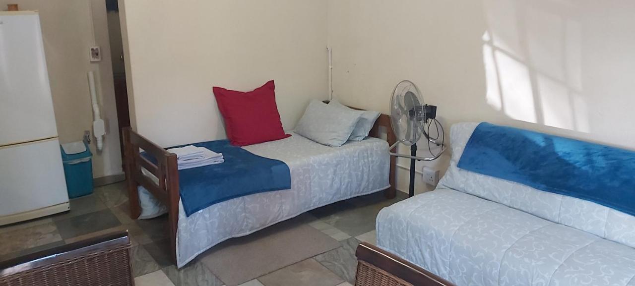 Apartamento 13 @ Rhinoroad Nelspruit Mbombela Exterior foto