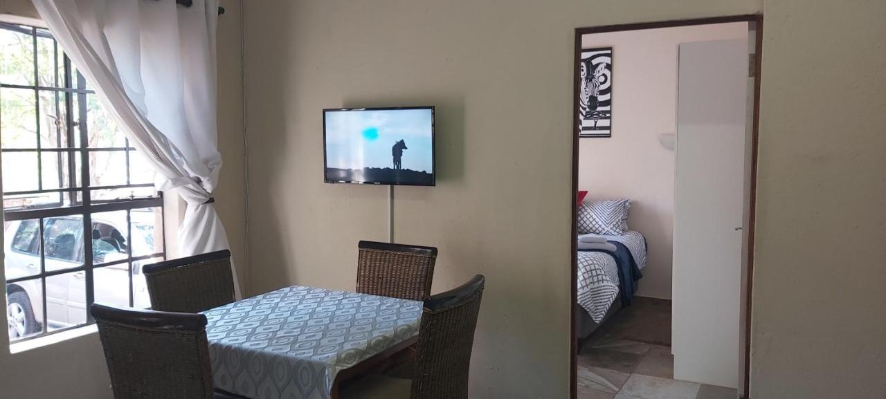 Apartamento 13 @ Rhinoroad Nelspruit Mbombela Exterior foto