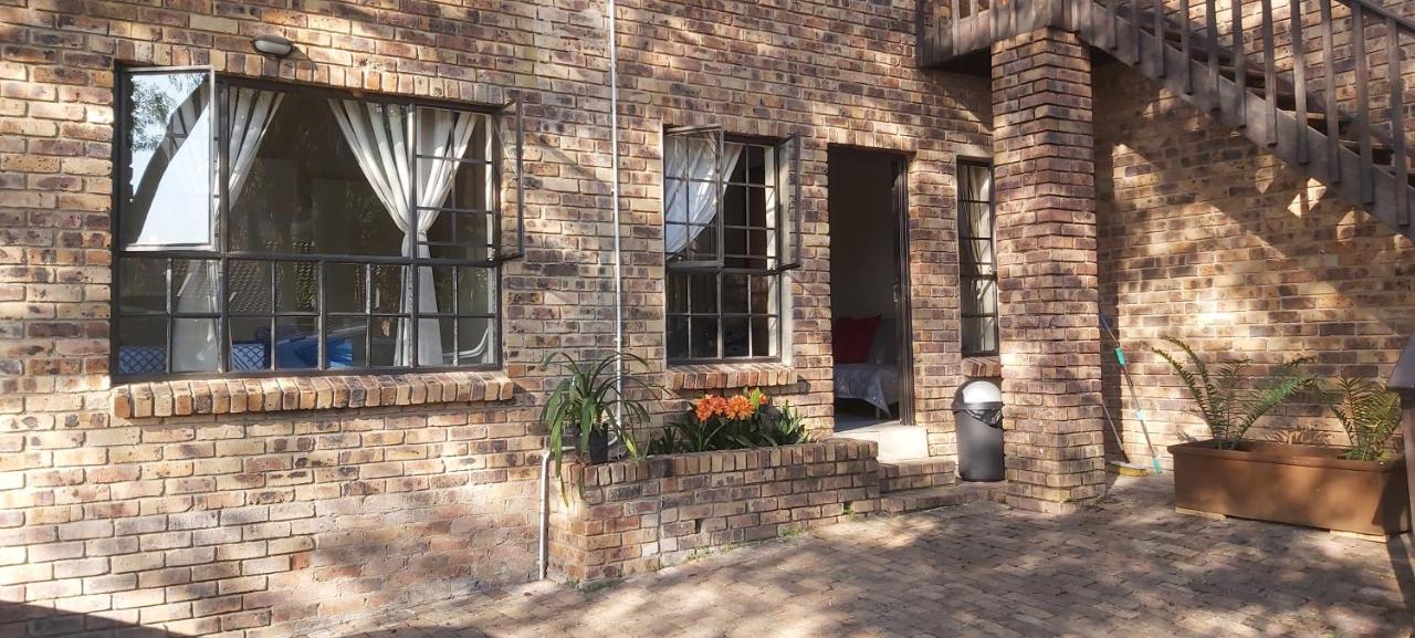 Apartamento 13 @ Rhinoroad Nelspruit Mbombela Exterior foto