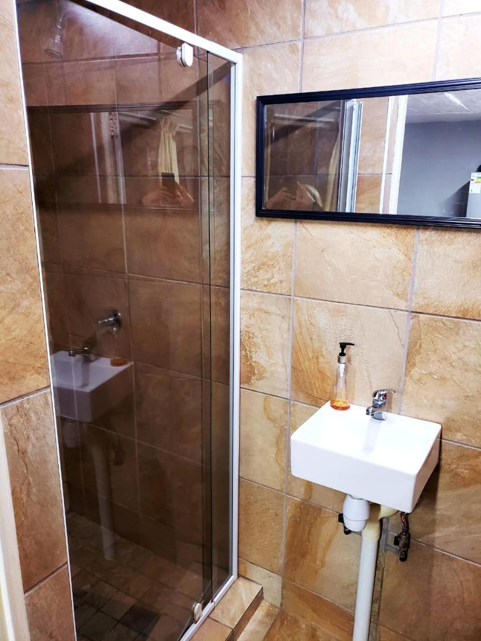 Apartamento 13 @ Rhinoroad Nelspruit Mbombela Exterior foto