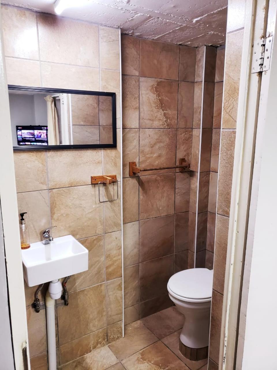 Apartamento 13 @ Rhinoroad Nelspruit Mbombela Exterior foto